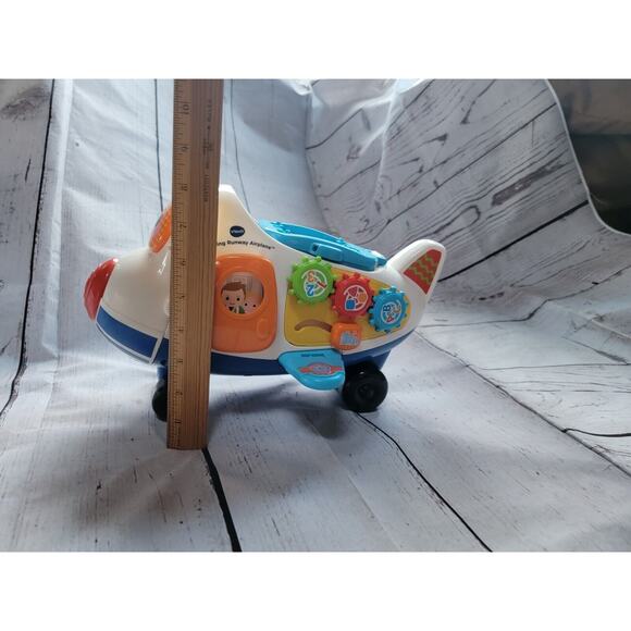 VTech Smart Wheels Racing Runway Airplane Toy Only No little vehicle - Picture 11 of 11